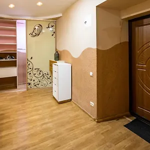 The Main Square! 2 Separated Bedrooms, Balcony Апартаменты Львов